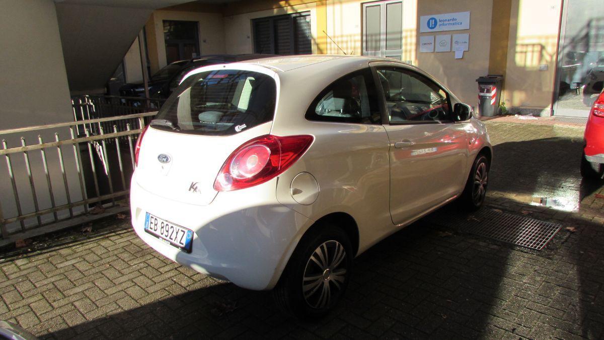 FORD - Ka 1.2 Titanium 69cv