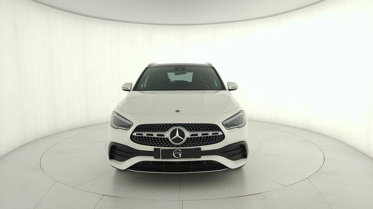 Mercedes-Benz GLA 200 d Premium 4matic auto