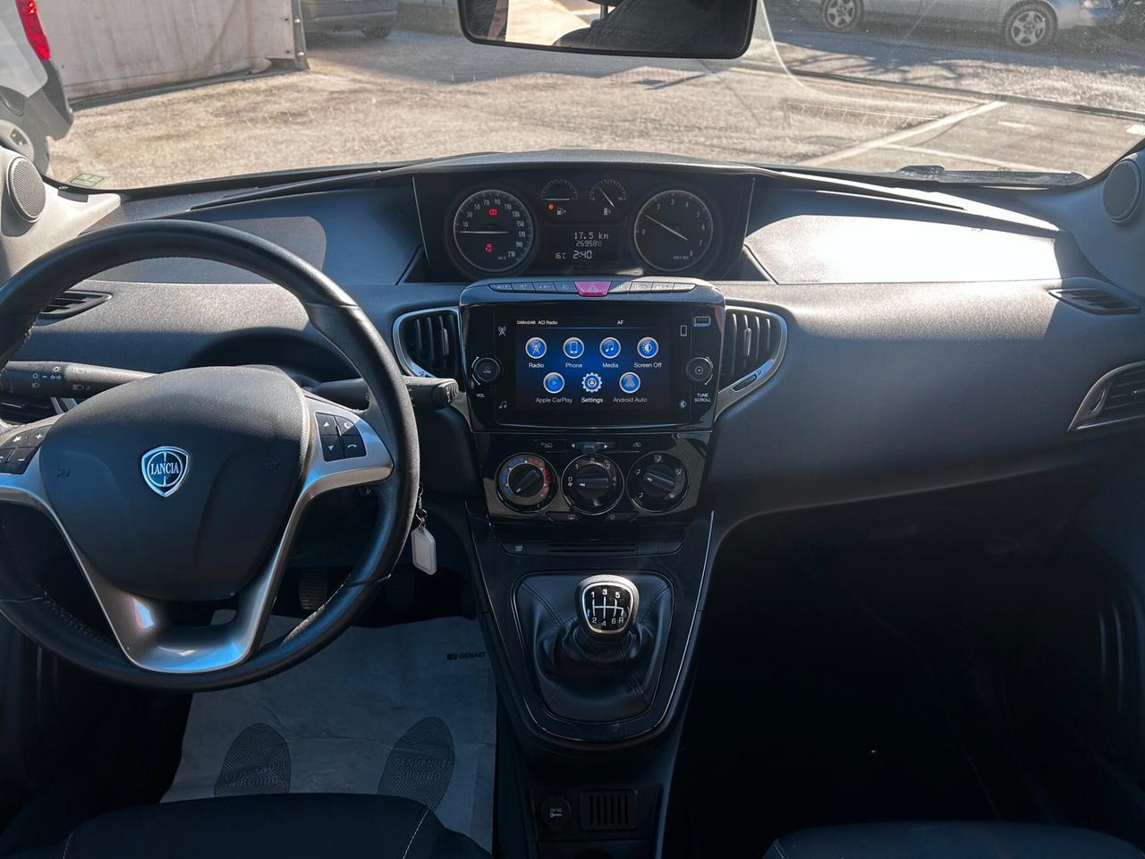 Lancia Ypsilon 1.0 FireFly 5 porte S&S Hybryd Gold