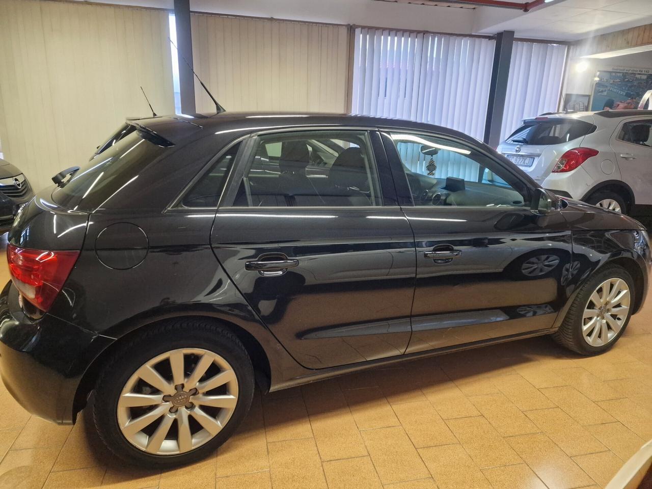 Audi A1 1.6 TDI S line edition plus, 161 mila chilometri