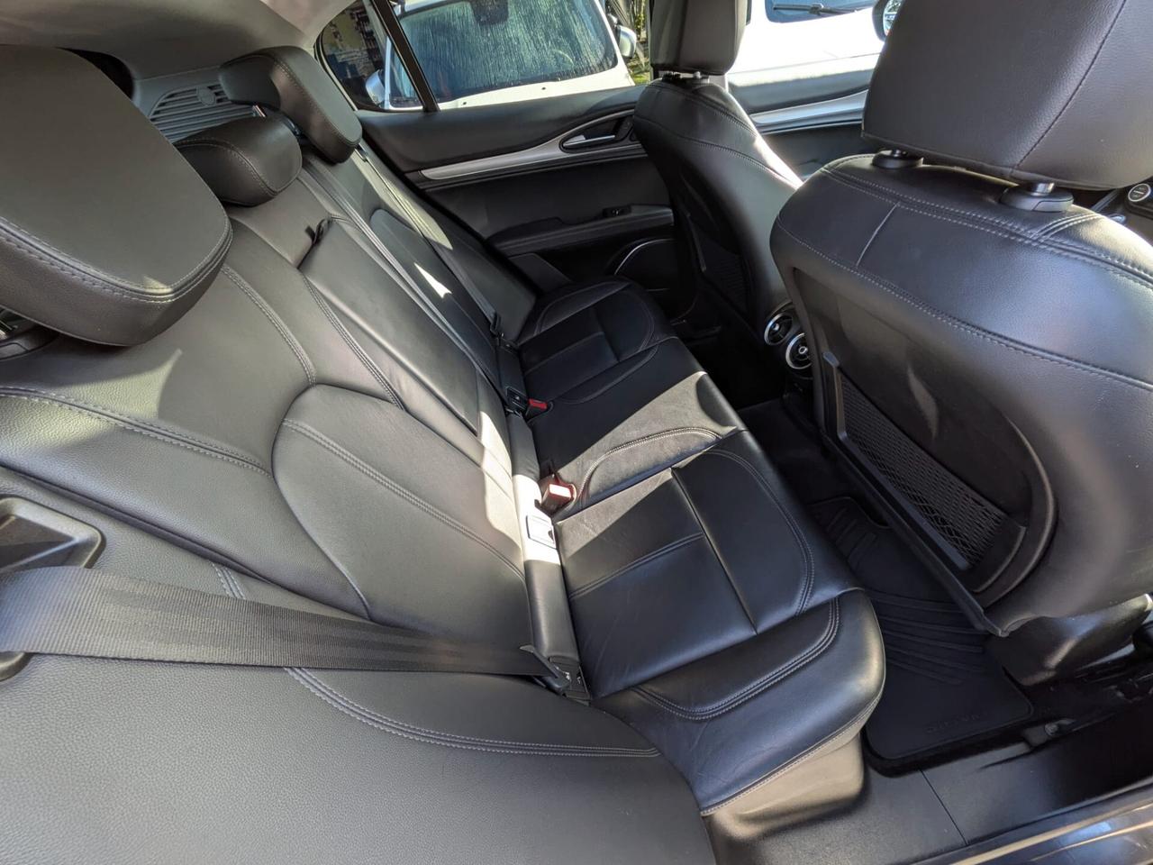 Alfa Romeo Stelvio 2.2 Turbodiesel 210 CV AT8 Q4 Super CAMERA