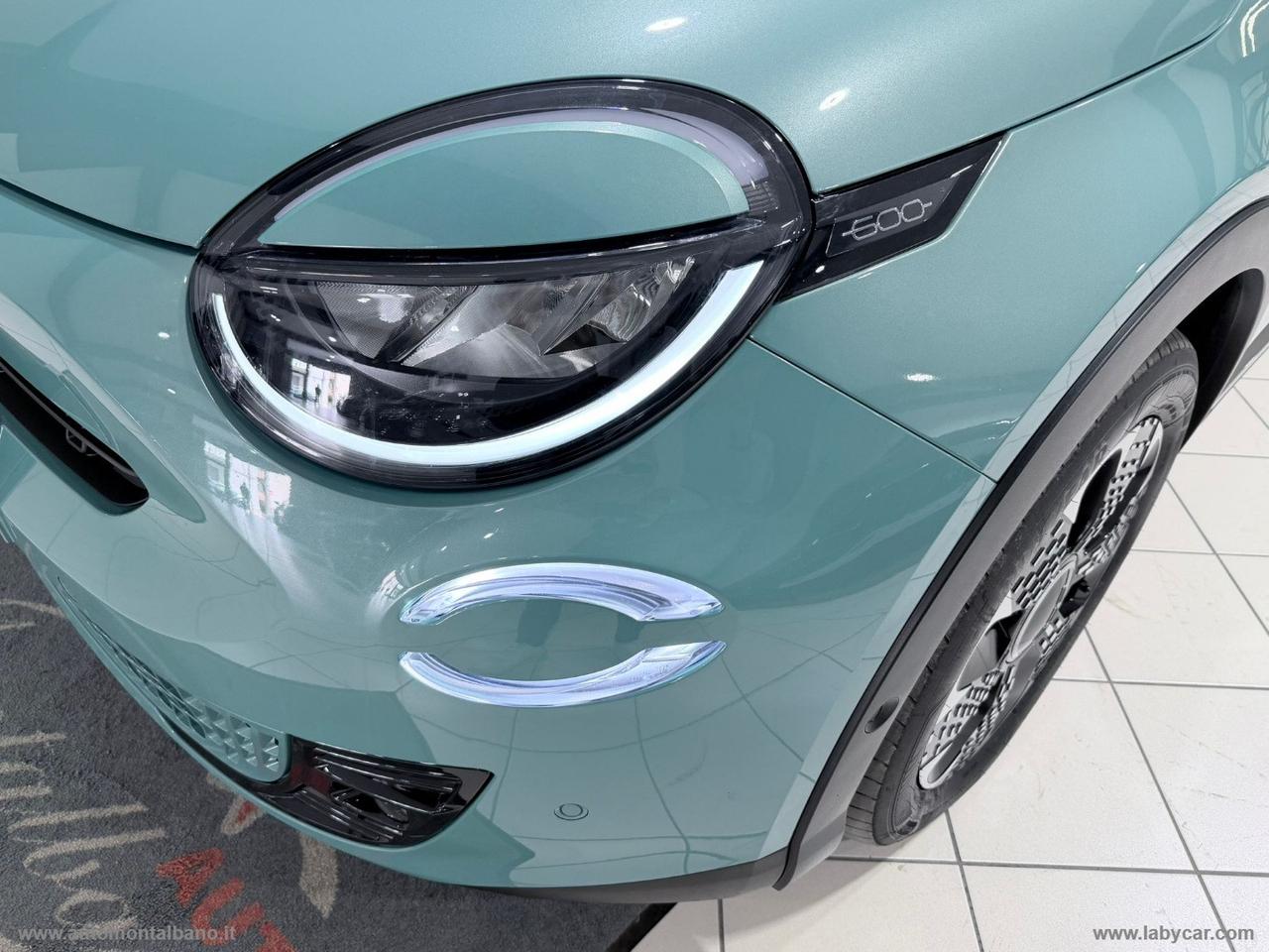 FIAT 600 Hybrid 110 CV DCT MHEV La Prima