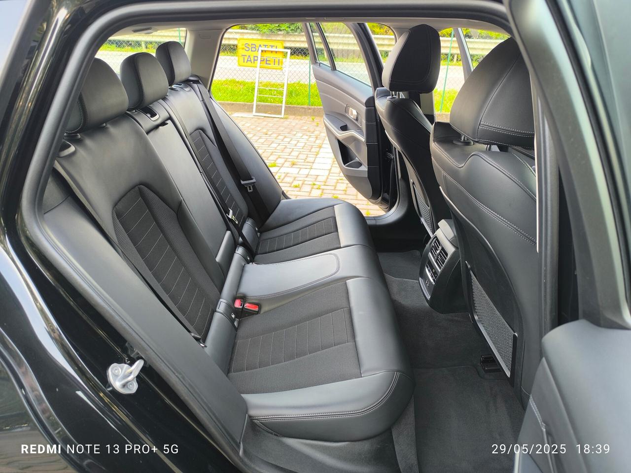 Bmw 318d 48V Touring Business Advantage