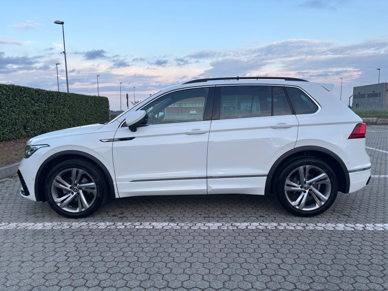 Volkswagen Tiguan 1.5 TSI 150 CV DSG ACT R-Line