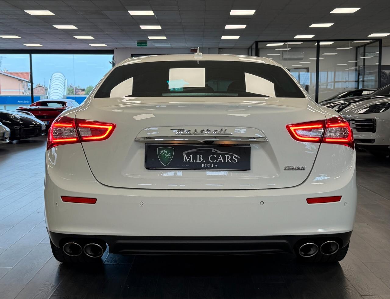 Maserati Ghibli V6 S 250 CV