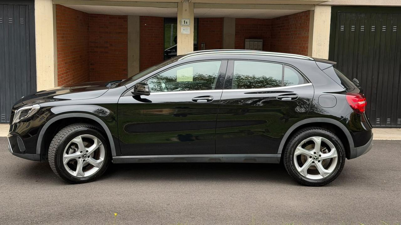 Mercedes-benz CLA 180 d Automatic Premium