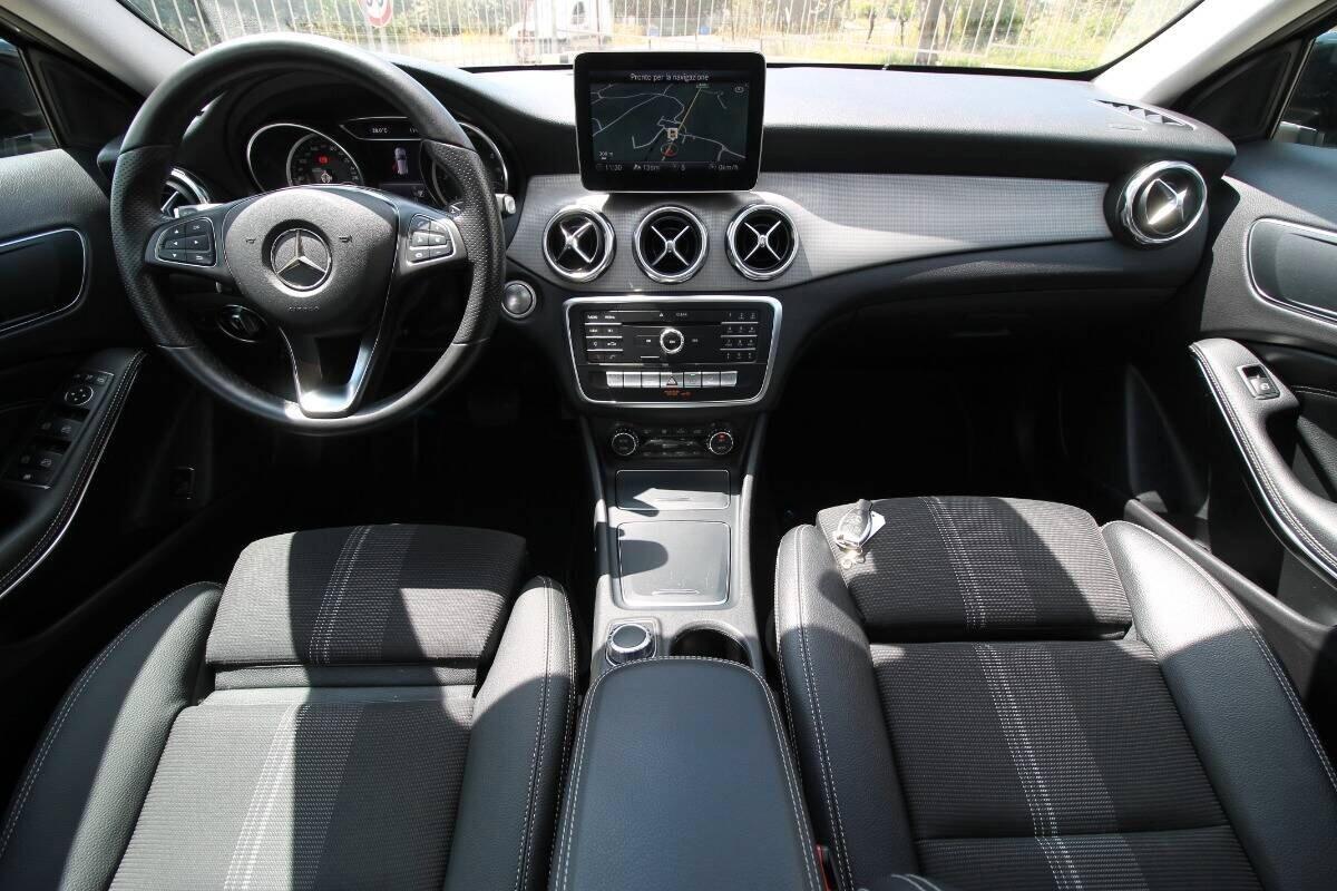 Mercedes GLA 200 d Automatic Sport Night|2018