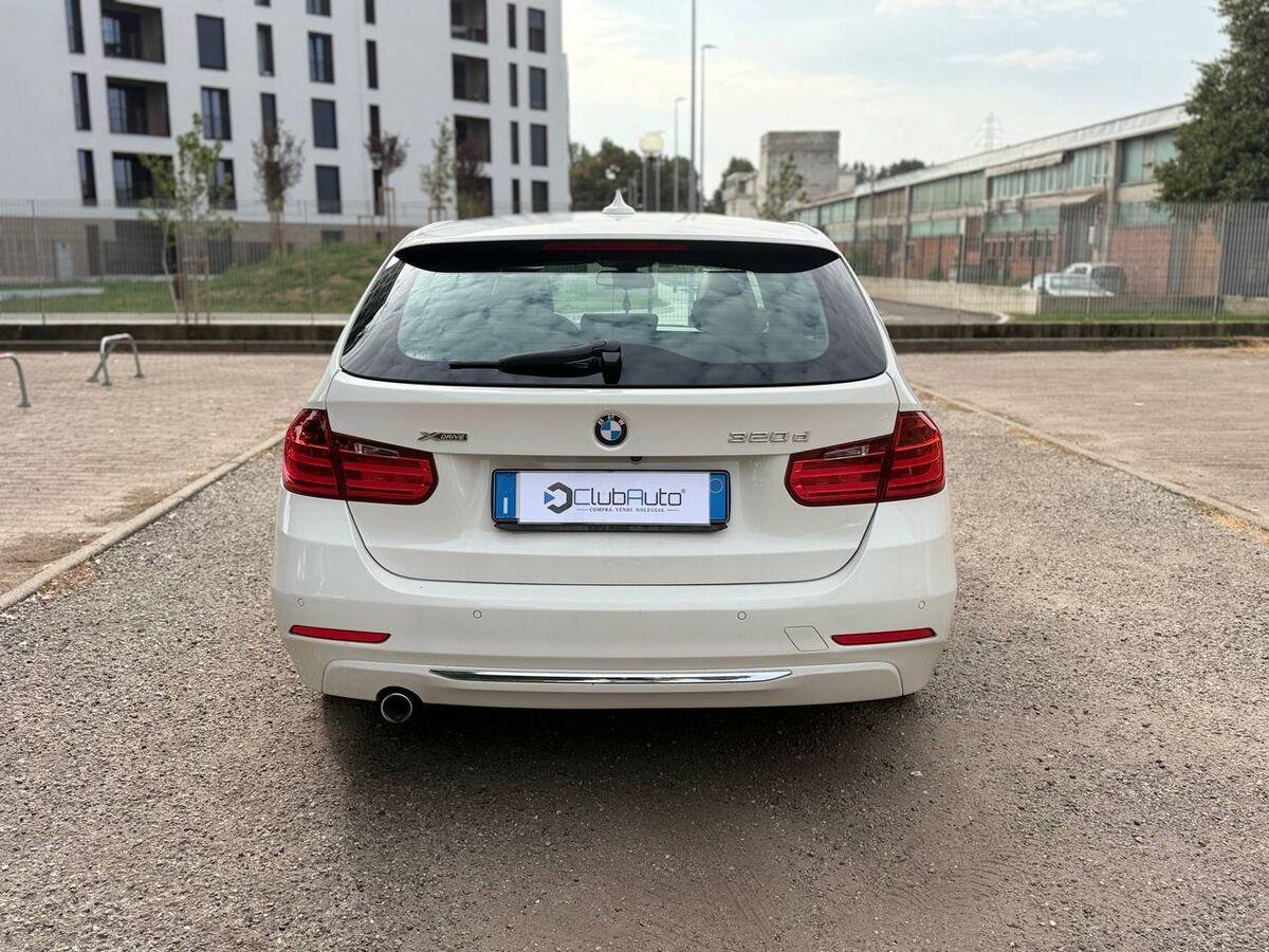 BMW Serie 3 Touring 320d xdrive Luxury navi
