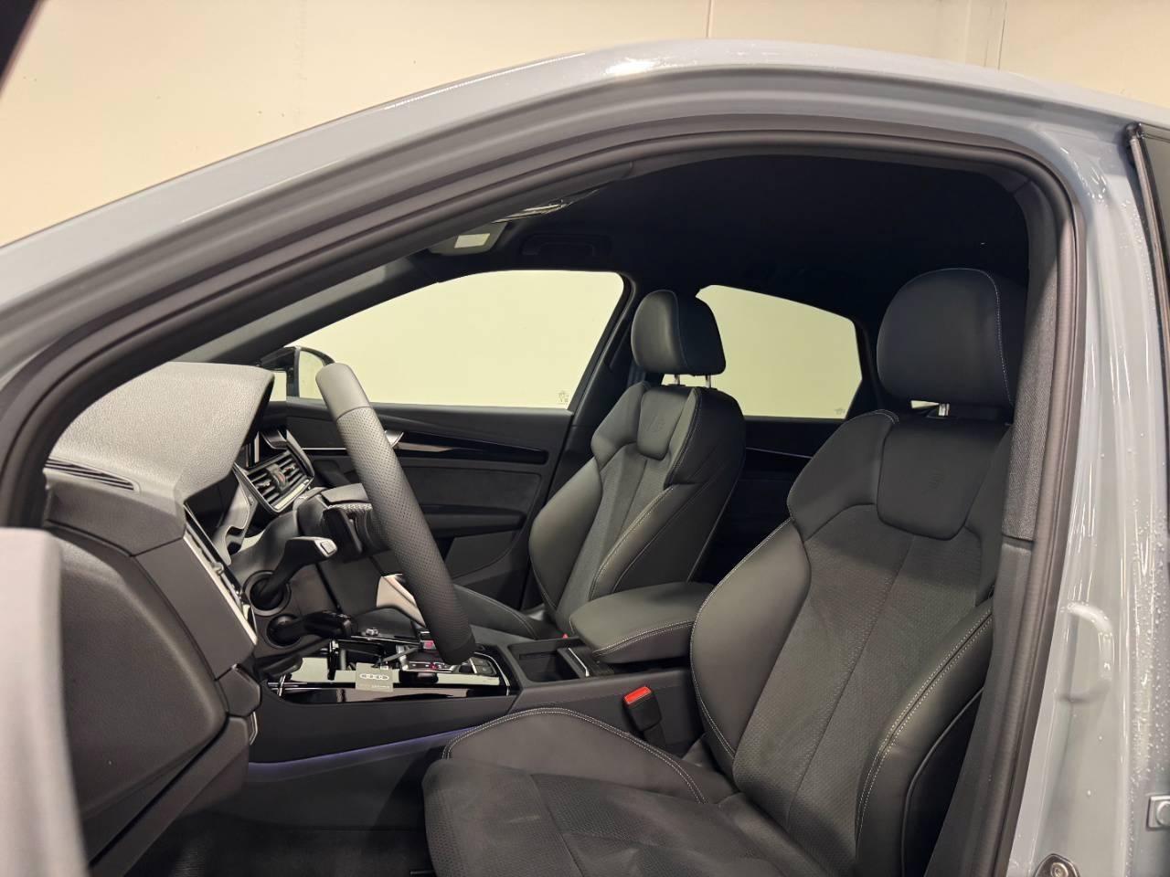 AUDI Q5 SPORTBACK 40 TDI MHEV QUATTRO S-TRONIC IDENTITY BLACK