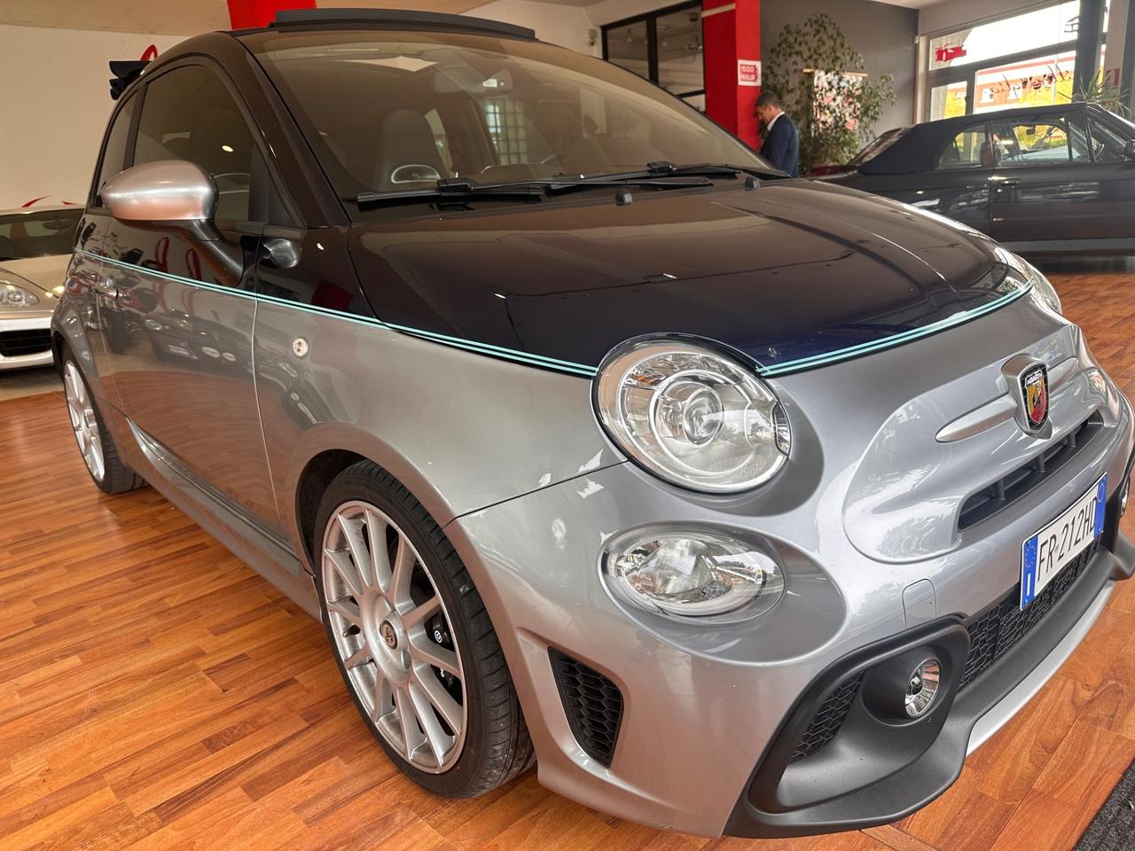 Abarth 695 C 1.4 Turbo T-Jet Rivale