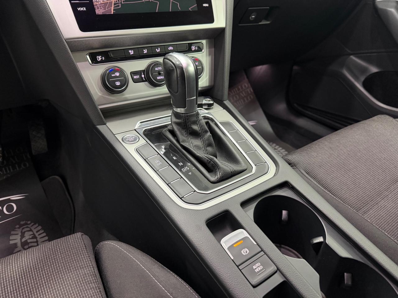 Volkswagen Passat 2.0 TDI DSG Business BlueMotion Technology