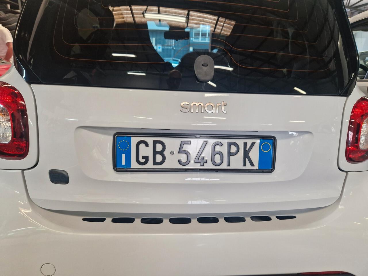 Smart ForTwo EQ full electric solo 32000km prezzo reale