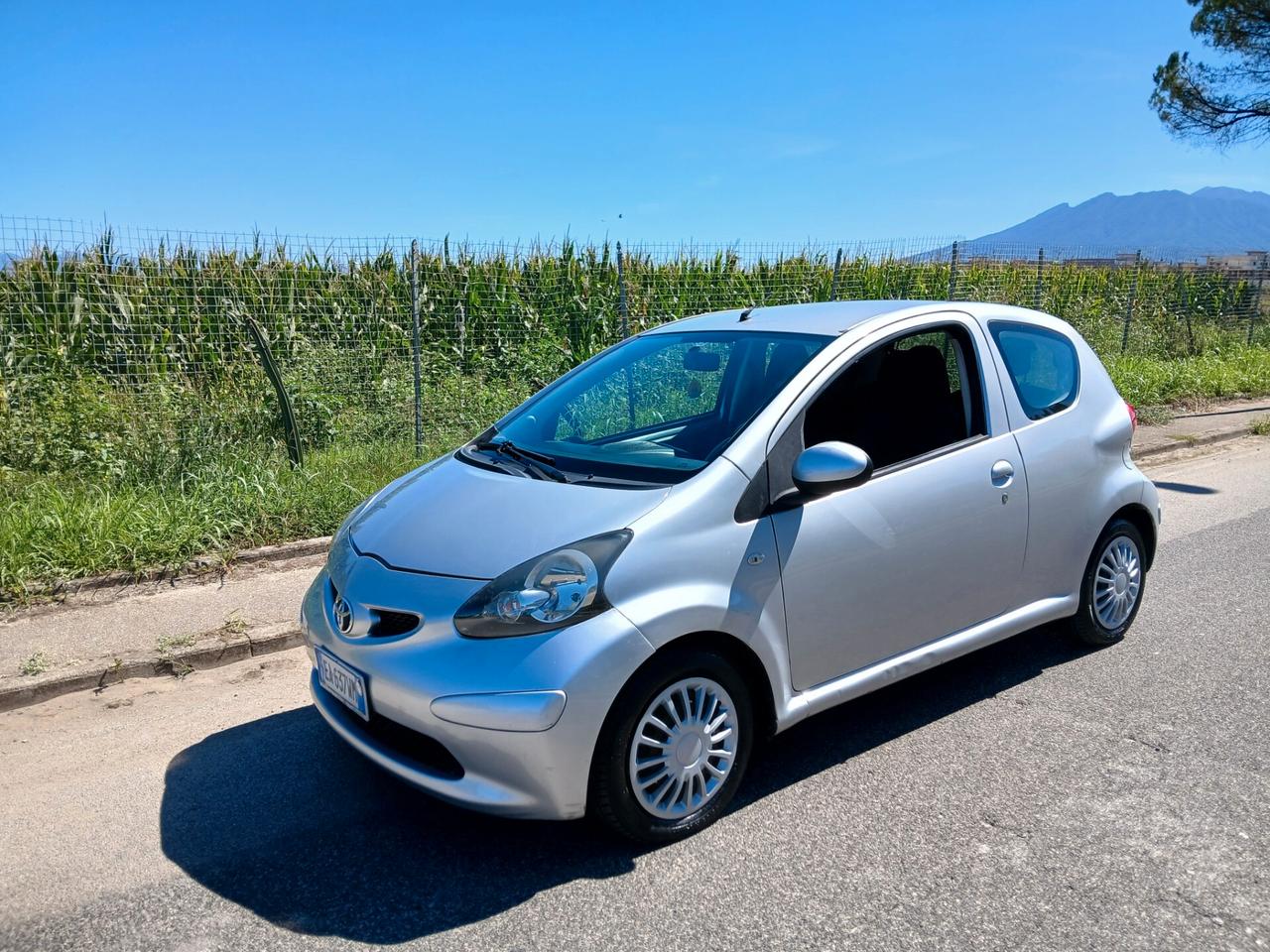 Toyota Aygo 1.0 12V VVT-i 3 porte Sol anno 2008