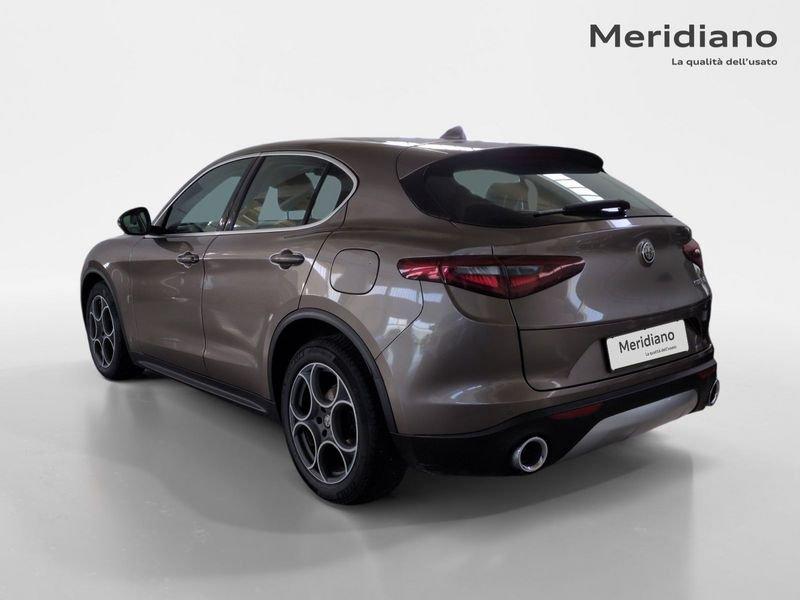 Alfa Romeo Stelvio 2.2 Turbo Diesel 180CV AT8 RWD Executive