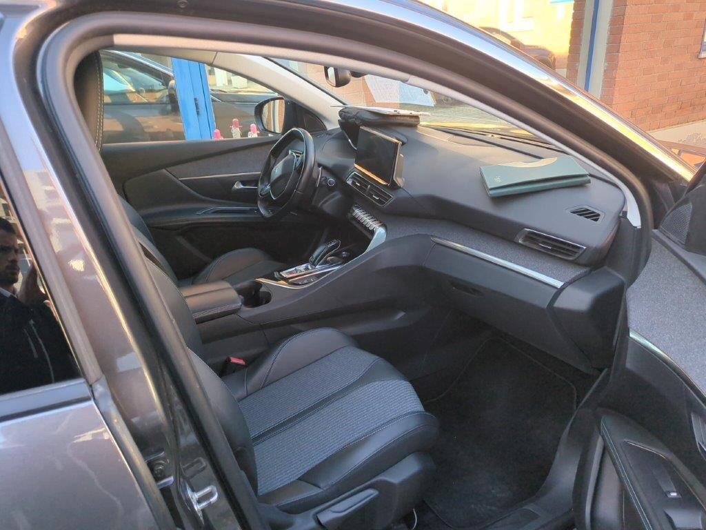 Peugeot 3008 130 S&S EAT8 Allure Pack Full