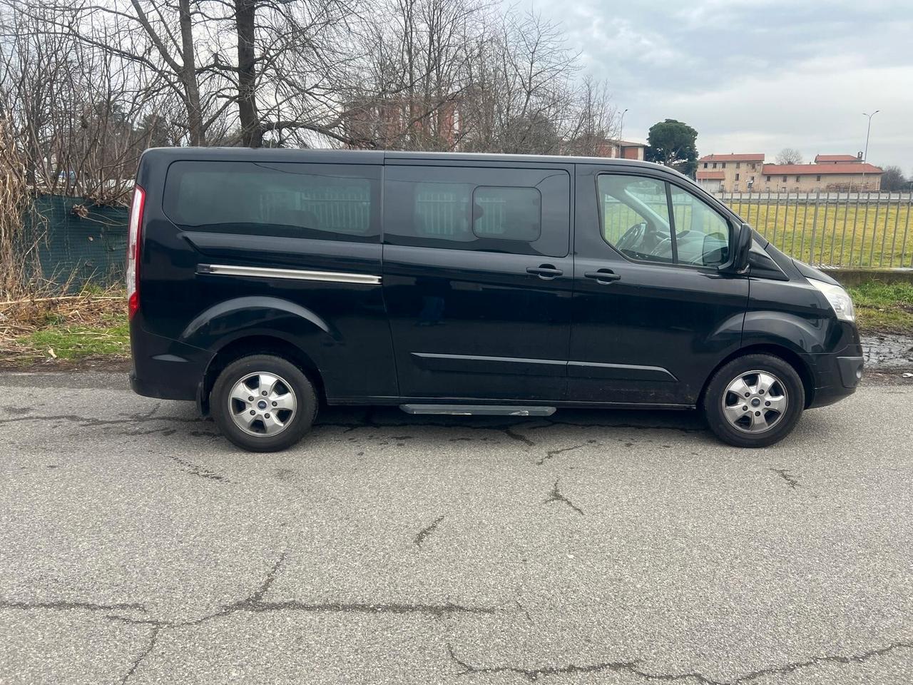 Ford Tourneo 310 2.0 TDCi 130CV PL Titanium 9 posti doppia porta laterale