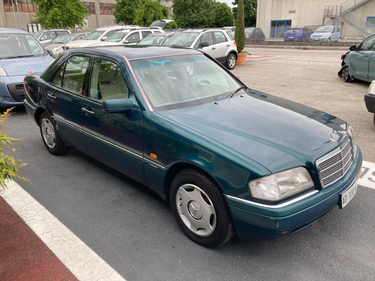 MERCEDES C200 BERLINA BENZINA (DA VETRINA)
