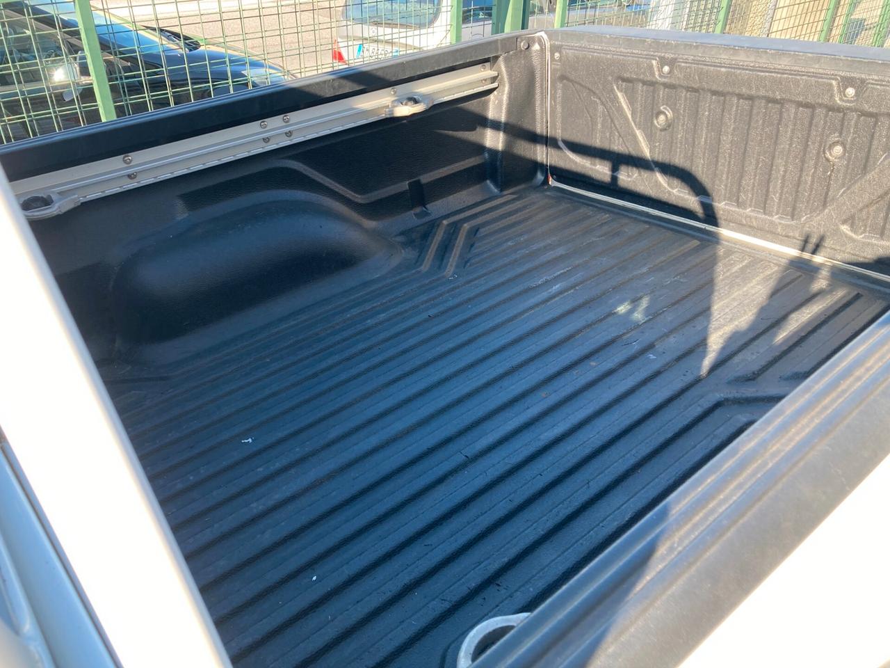 Nissan Navara 2.3 dCi 4WD King Cab Visia
