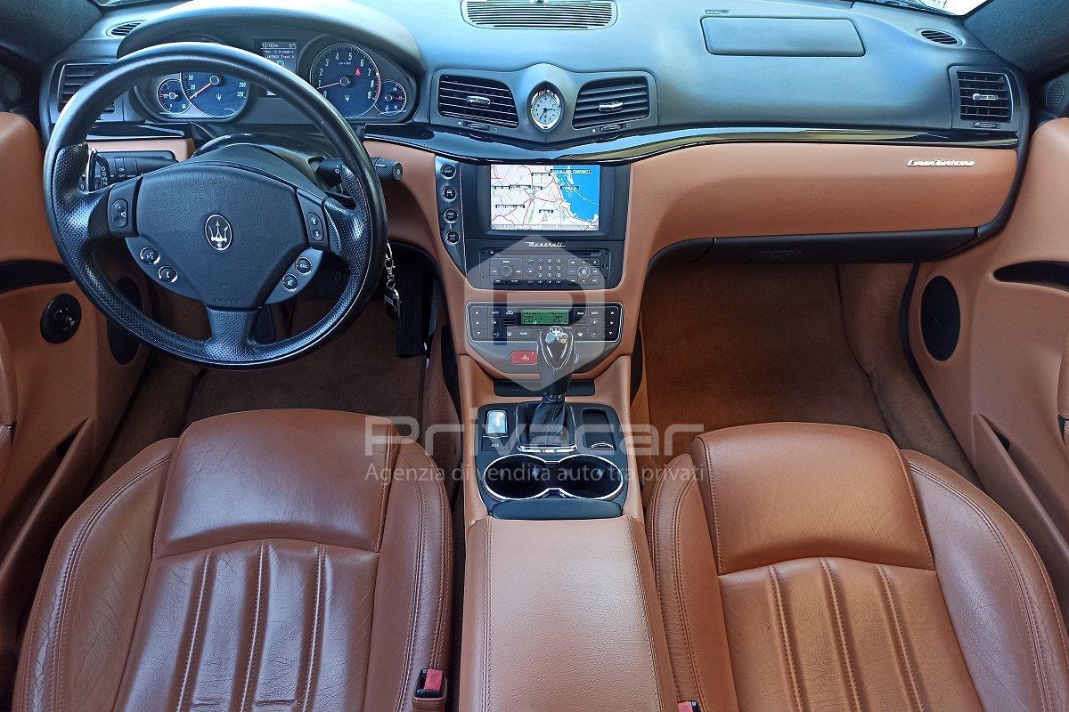 MASERATI GranTurismo 4.2 V8