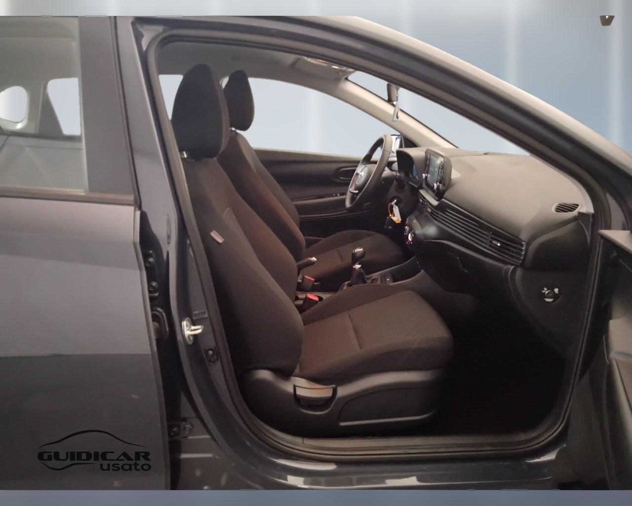 HYUNDAI i20 III 2021 - i20 1.2 mpi Connectline Exterior Pack