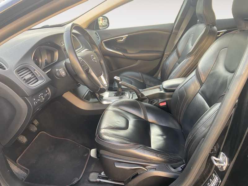 VOLVO V40 Cross Country 2.0 D2 Ocean Race