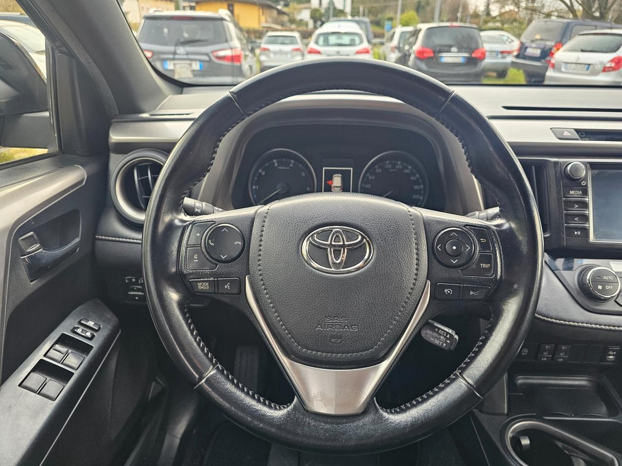 Toyota RAV 4 RAV4 2.0 D-4D 2WD Business