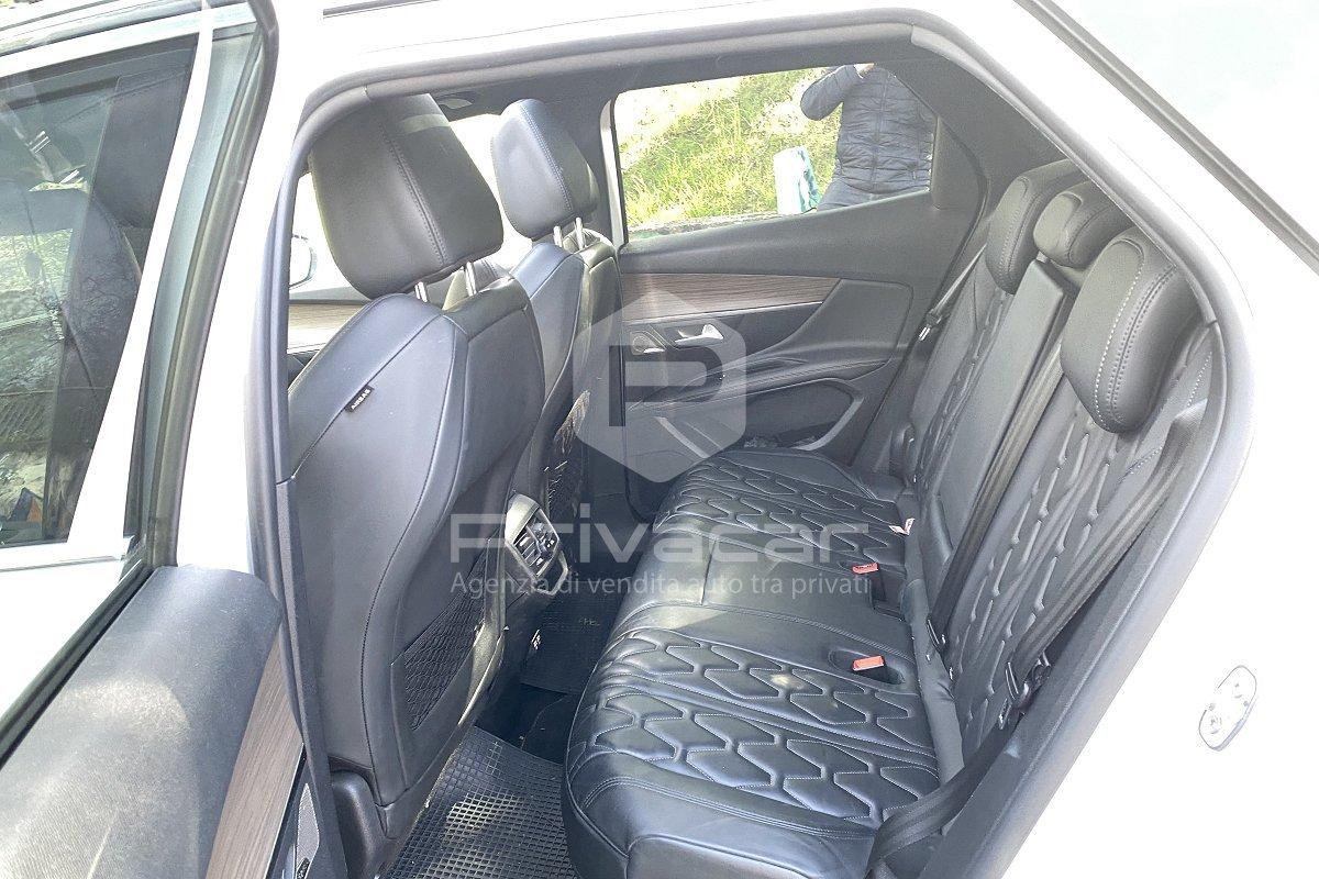 PEUGEOT 3008 Hybrid4 300 e-EAT8 GT Pack