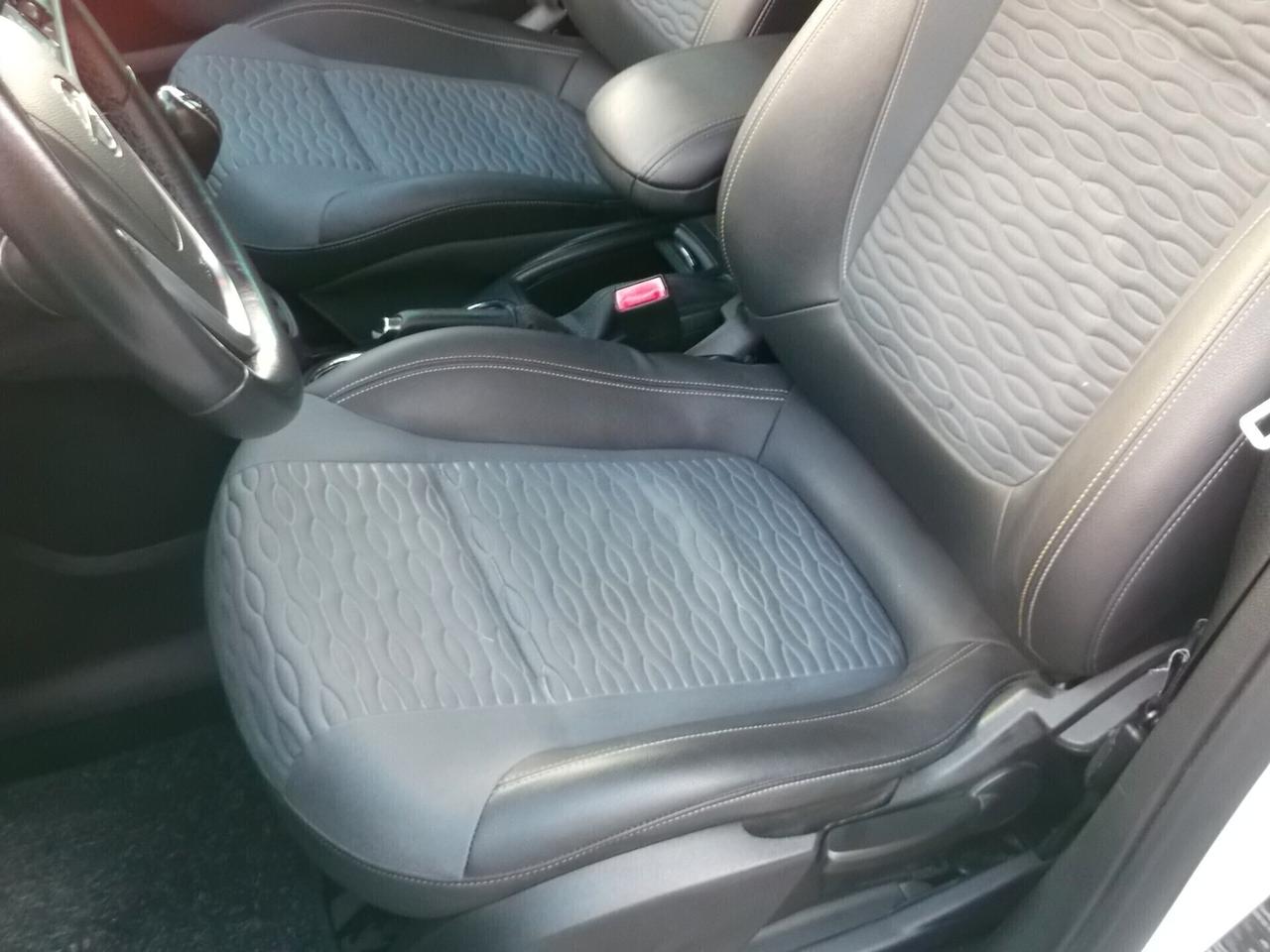 Opel Zafira 1.6 Turbo Metano 7 P. Full 2014