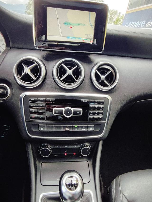 MERCEDES-BENZ A 180 CDI Premium AMG