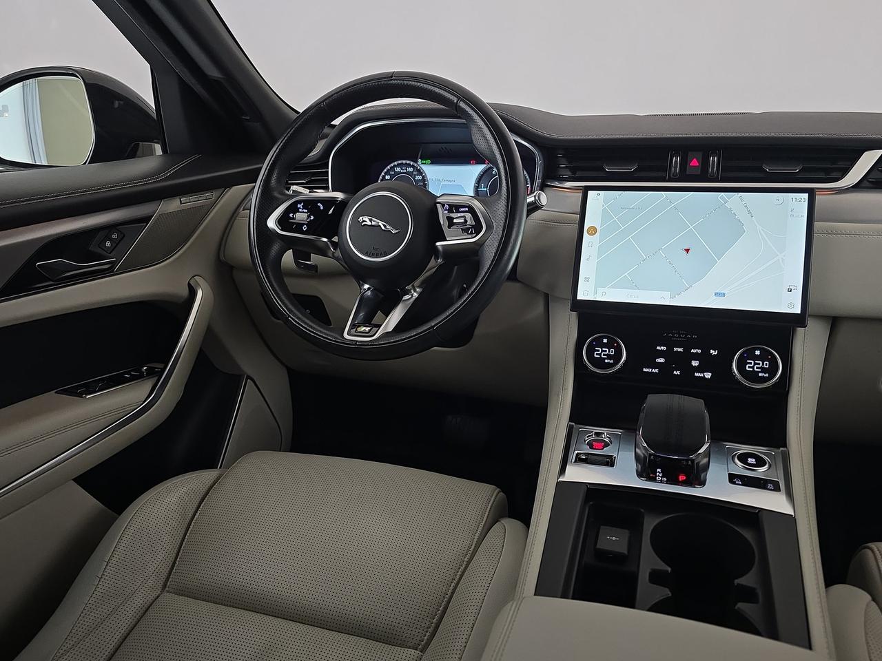 Jaguar F-Pace 2.0d i4 mhev r-dynamic s awd 204cv auto