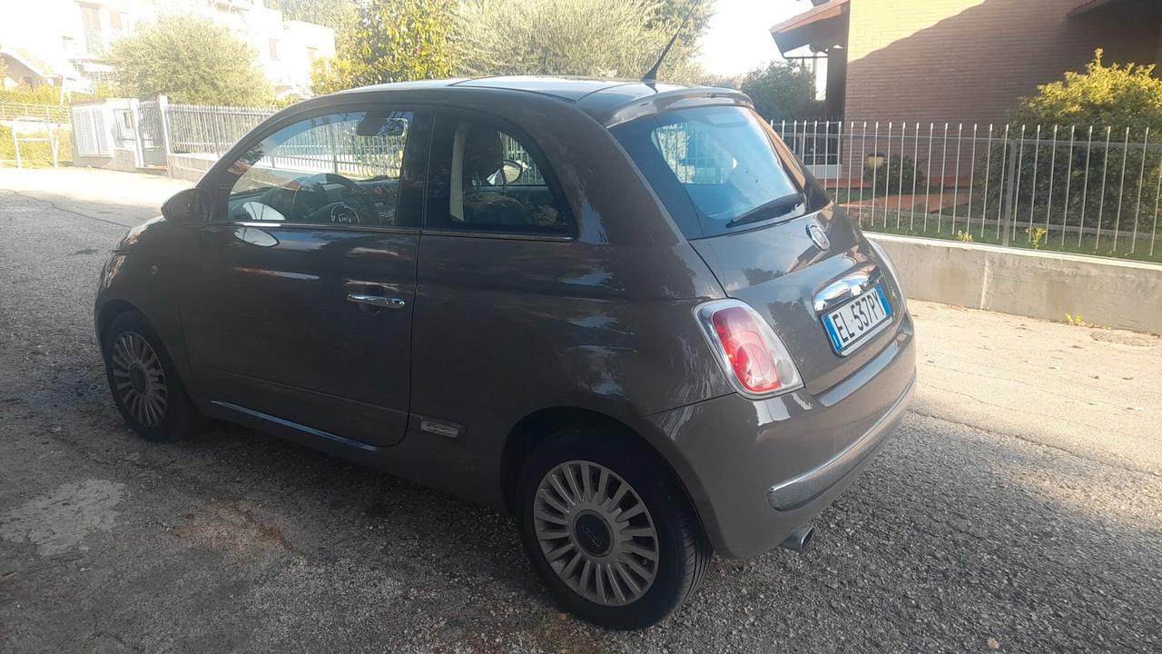 Fiat 500 LOUNGE