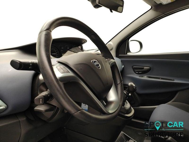 Lancia Ypsilon III 2021 1.0 firefly hybrid Gold Plus s&s 70cv 5p.ti