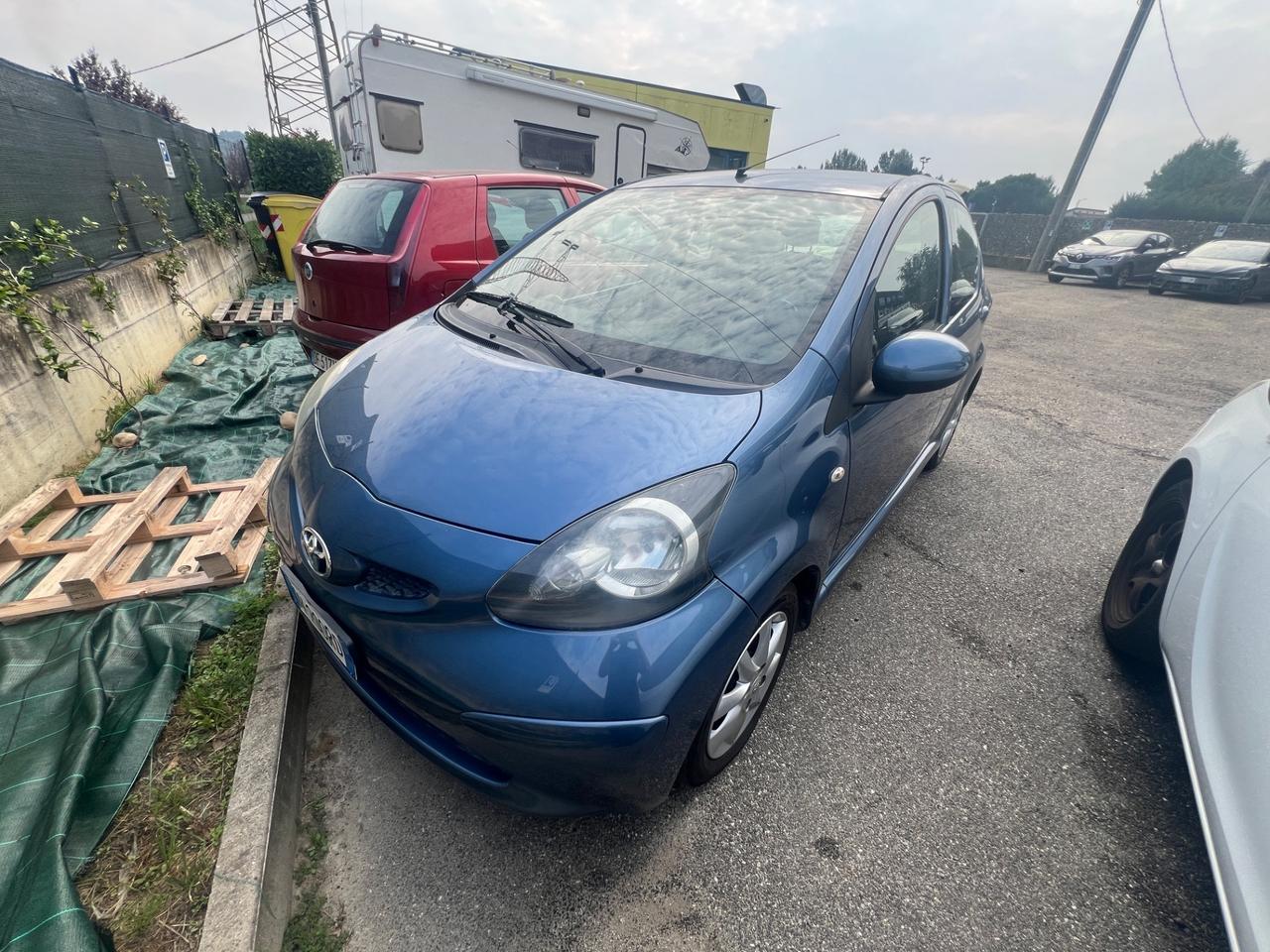 Toyota Aygo 1.0 12V VVT-i 5 porte