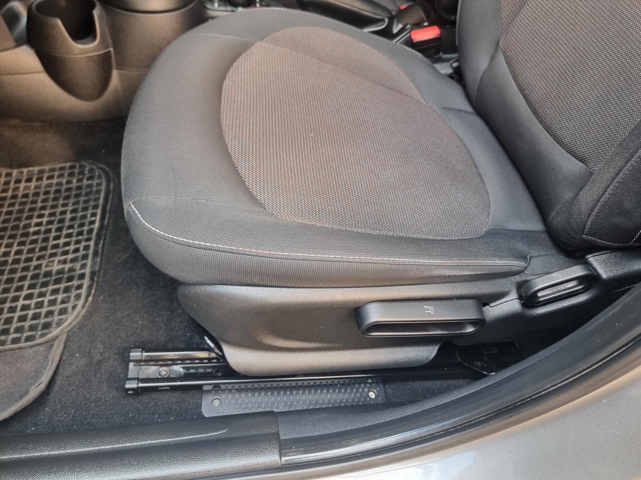 Mini 1.5 One 75 CV X NEO PATENTATI TETTO APIRBILE