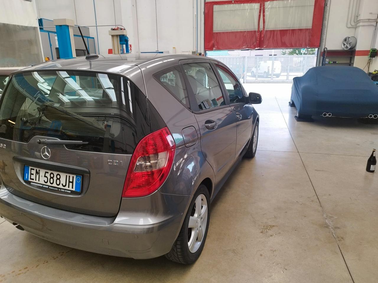 Mercedes-benz A 160 CDI BlueEFFICIENCY Premium