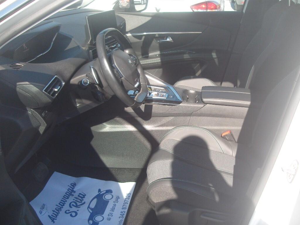 Peugeot 3008 BlueHDi 130 S&S EAT8 Allure - 2022