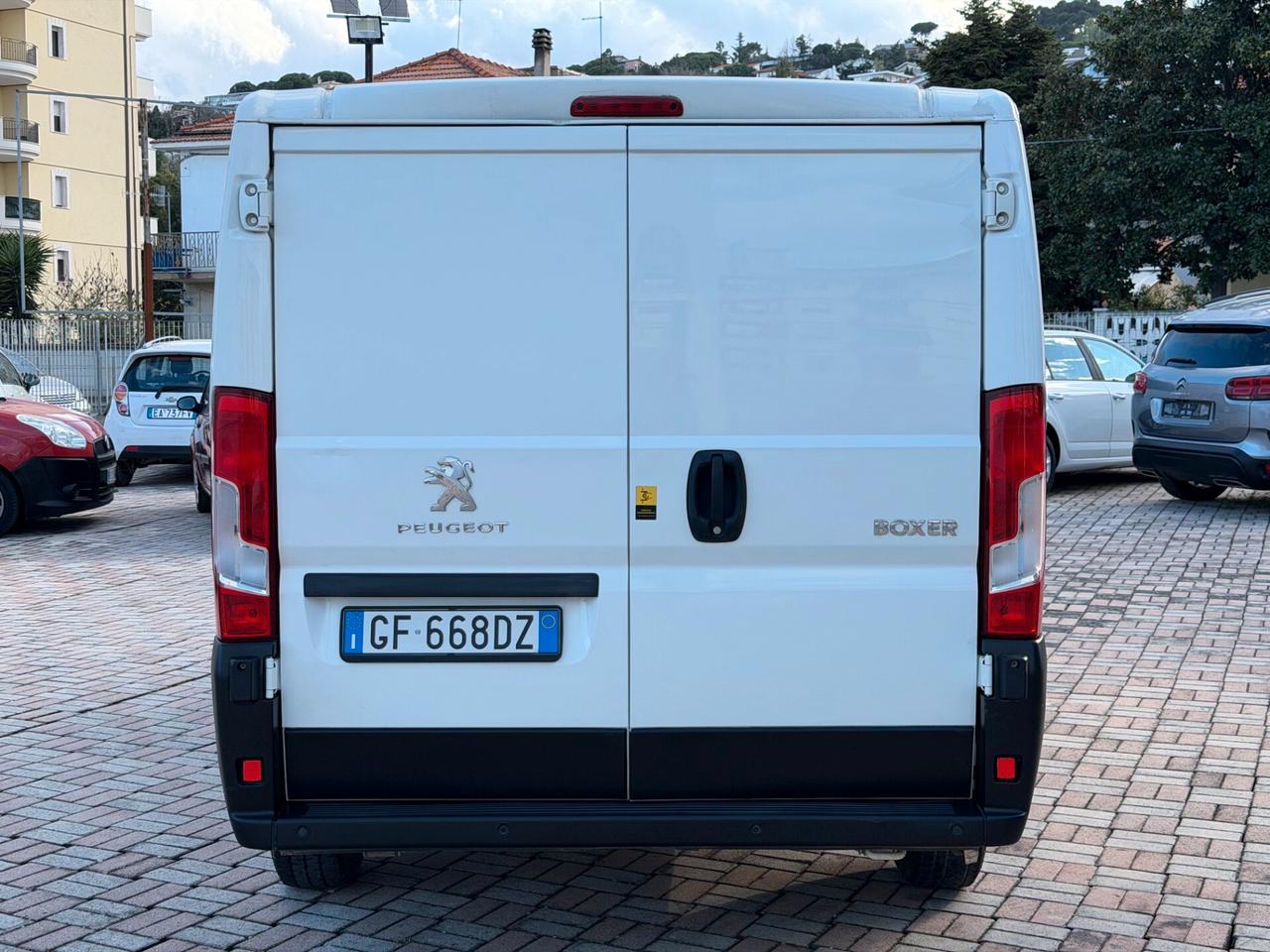 Peugeot Boxer 328 2.2 BlueHDi 120 S&S PC-TN Furgone