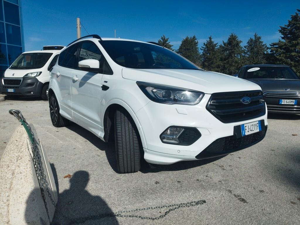 Ford Kuga 1.5 TDCI 120 CV S&S 2WD ST-Line Powershift