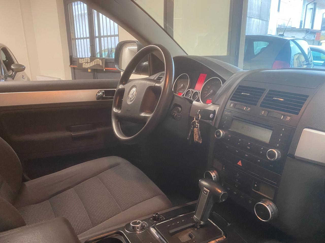 Volkswagen Touareg 2.5 R5 TDI DPF tiptronic Exclusive