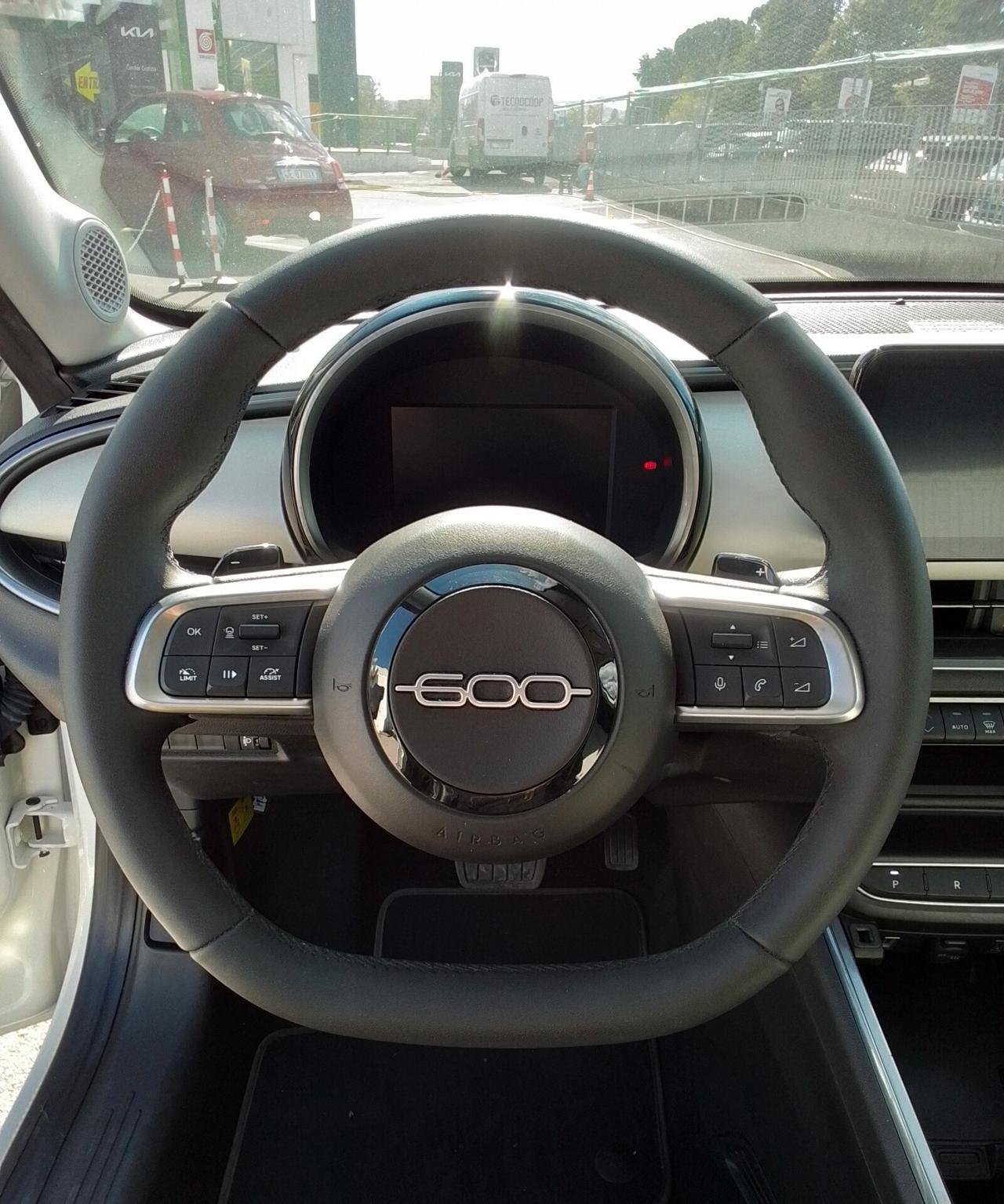 Fiat 600 Hybrid 110 CV DCT MHEV La Prima