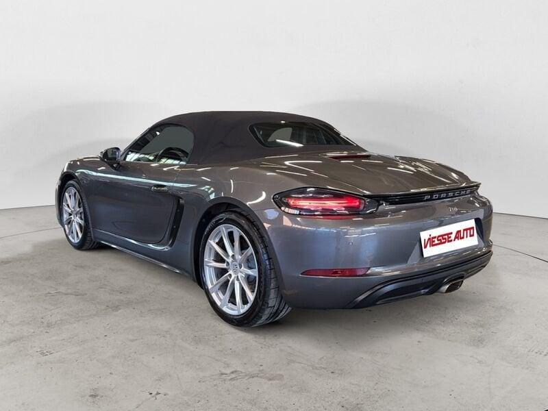 Porsche 718 2.0 Boxster