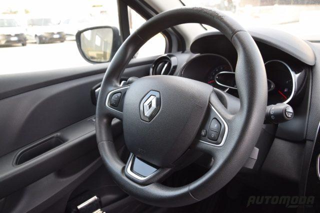 RENAULT Clio 75Cv 12 V Moschino life TCE