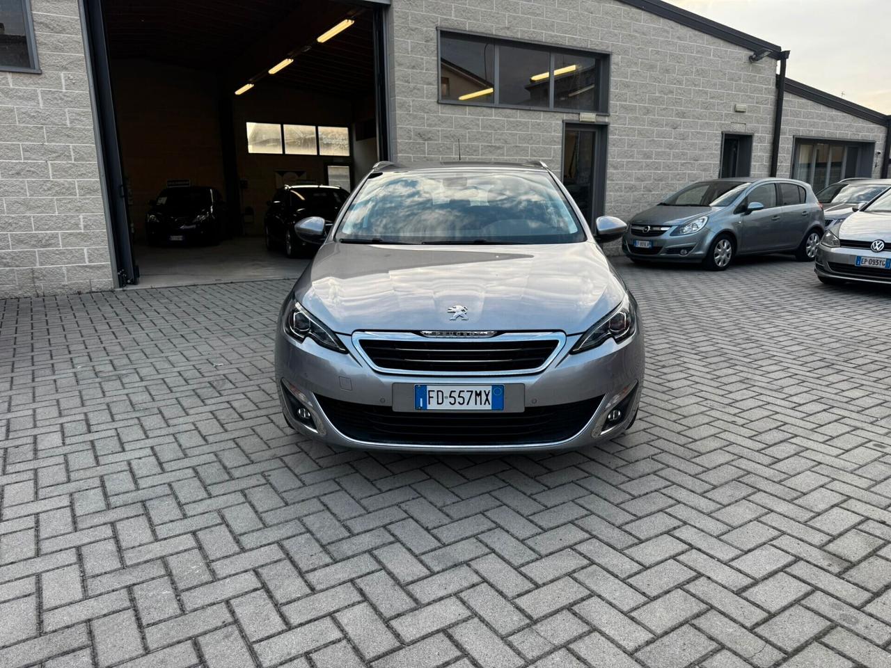 Peugeot 308 BlueHDi 120 S&S EAT6 GT Line