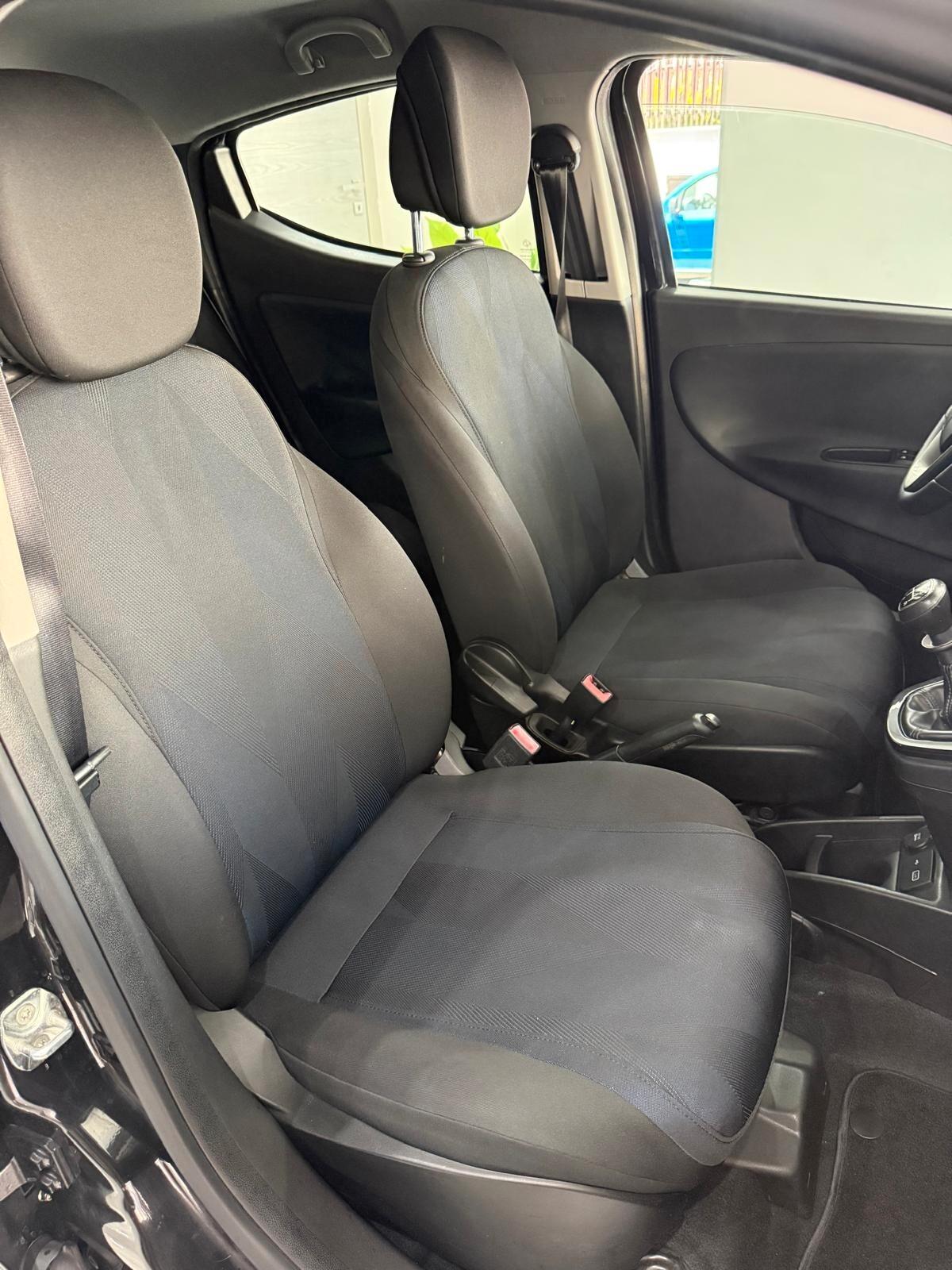 Lancia Ypsilon 1.2 69 CV 5 porte S&S Gold