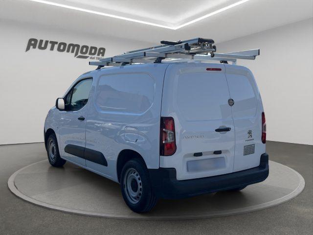 PEUGEOT Partner 100CV ALLESTITO 3 POSTI