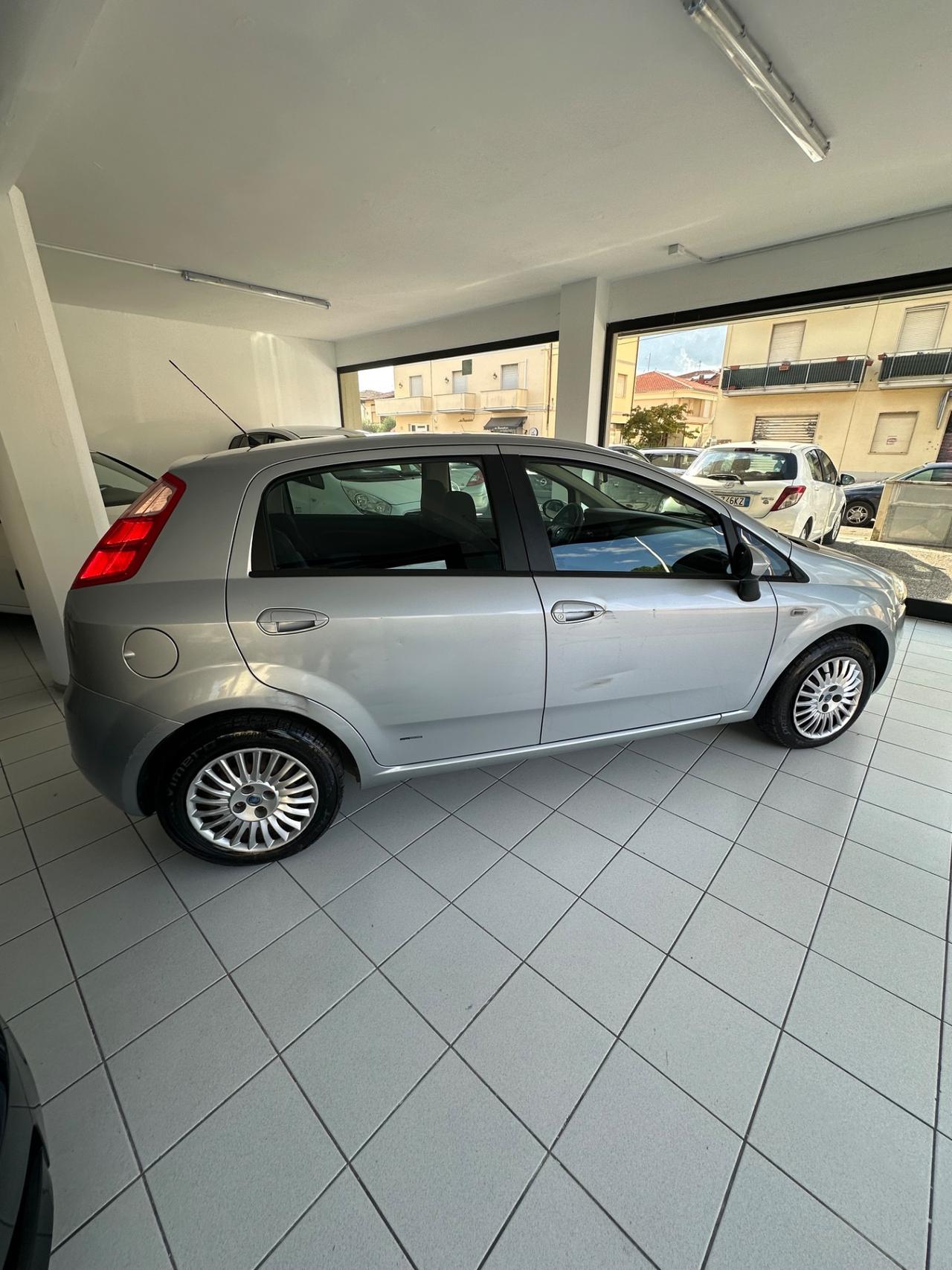 Fiat Grande Punto Grande Punto 1.3 MJT 75 CV 5 porte Active