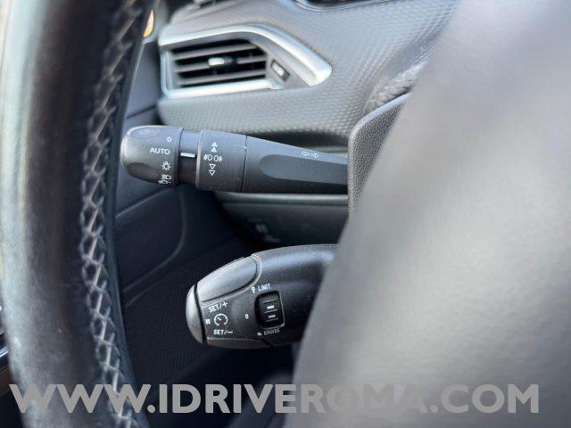 PEUGEOT 208 Cambio automatico/ navi/telecamera +GPL