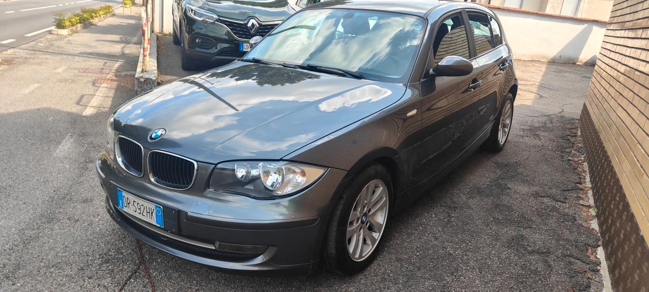 Bmw 116 116i cat 5 porte Futura