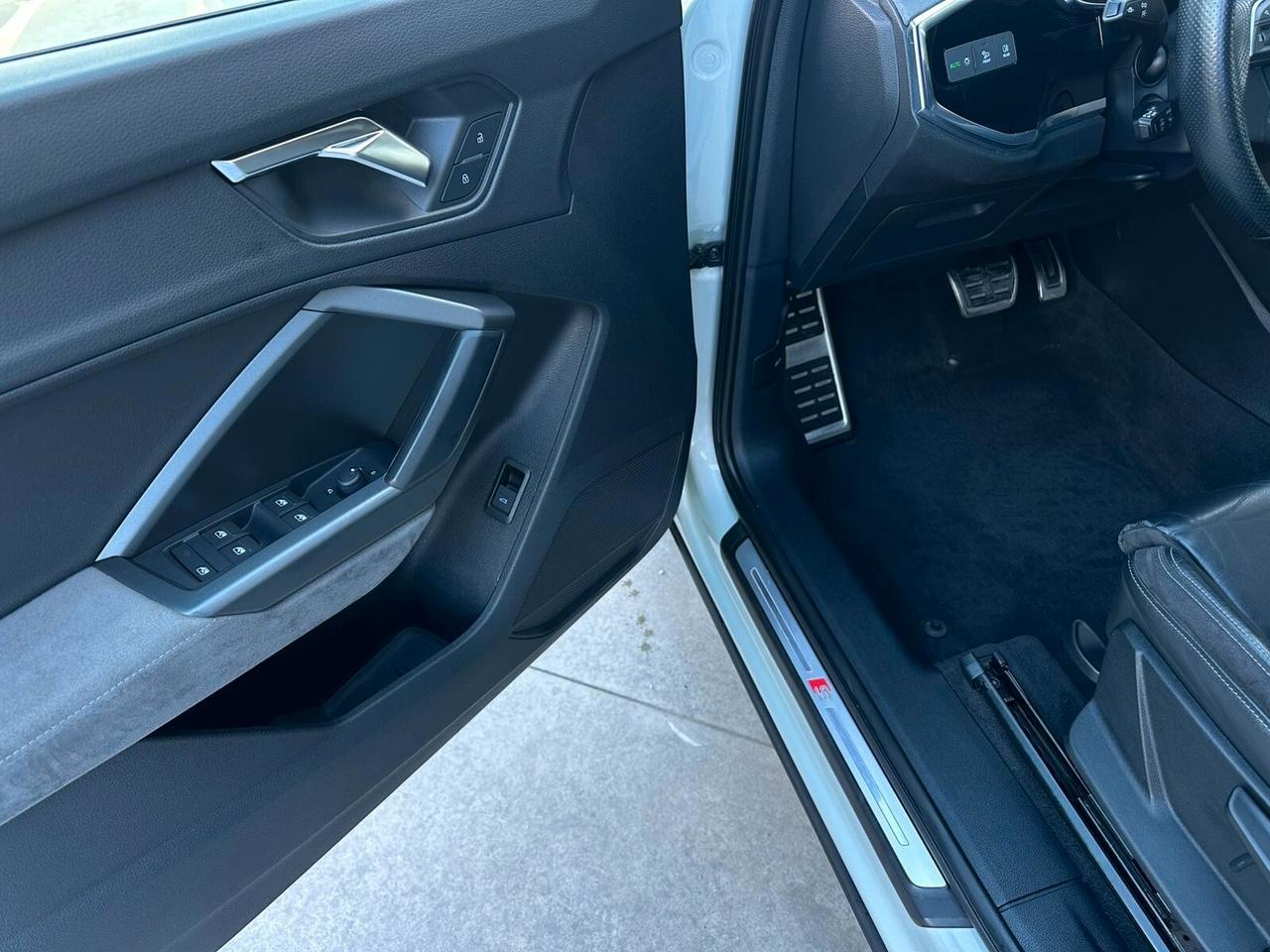 Audi Q3 SPB 35 TDI S tronic line edition - Arrow grey