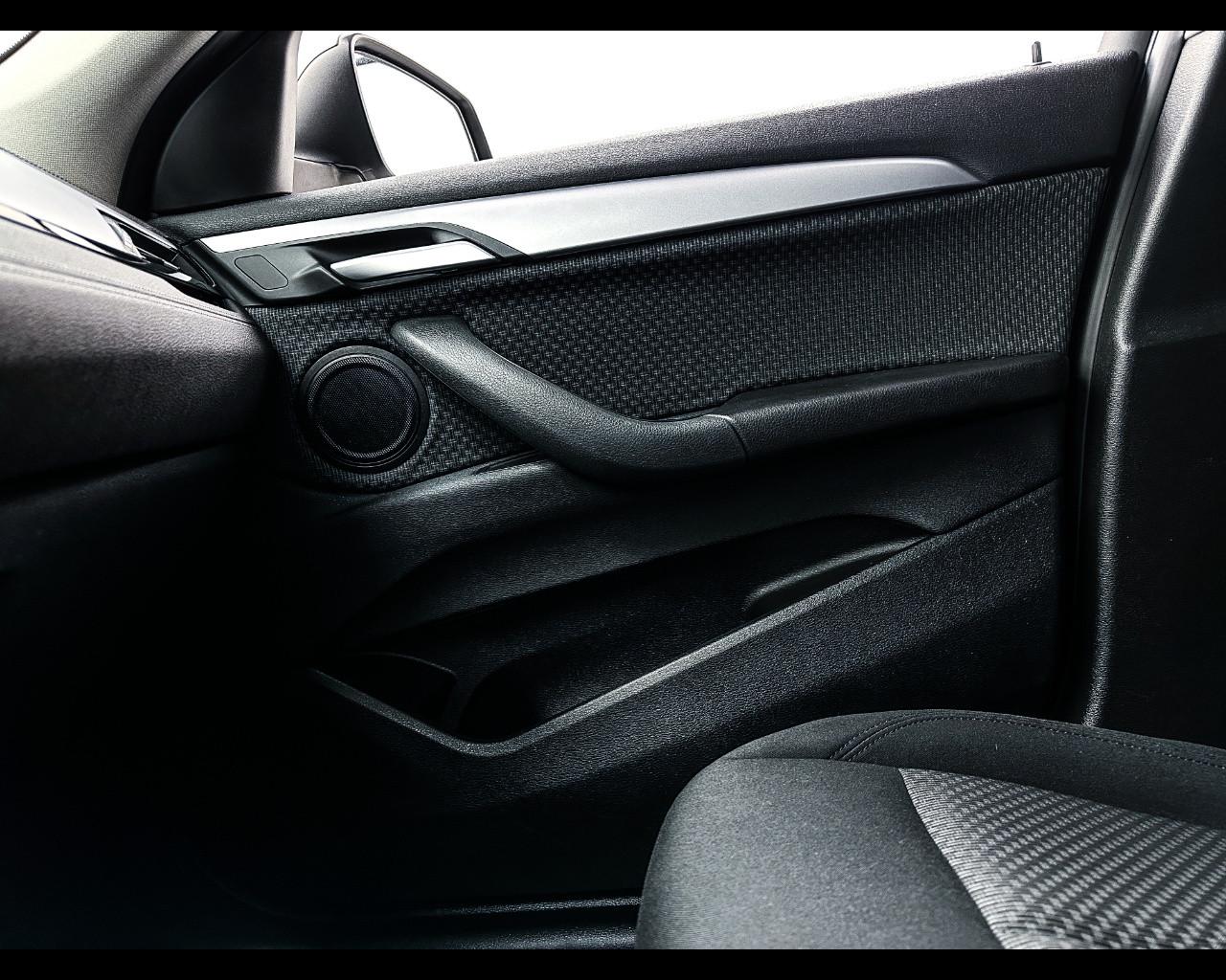 BMW X2 (F39) - X2 xDrive25e Business-X